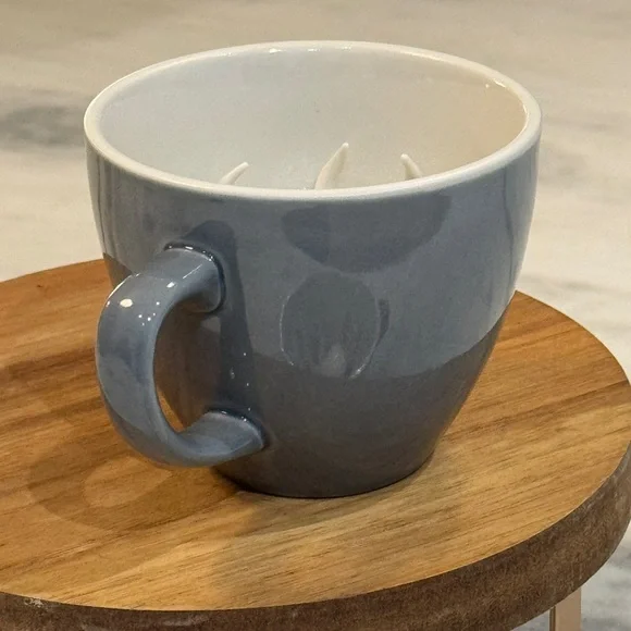 CREATURE of the Sea CUPS Hidden Octopus Cup Mug Set of 2 Blue & White 11 oz. - Picture 4 of 6